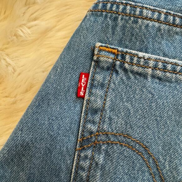 Levi's Wedgie Straight Premium Big E Raw Hem Ripped Jeans 25 NWOT - Picture 5 of 15